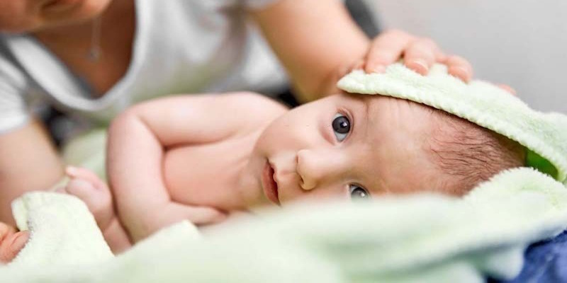 Cách Hạ Sốt Cho Trẻ Nhanh Chóng Chỉ Thao Tác Đơn Giản